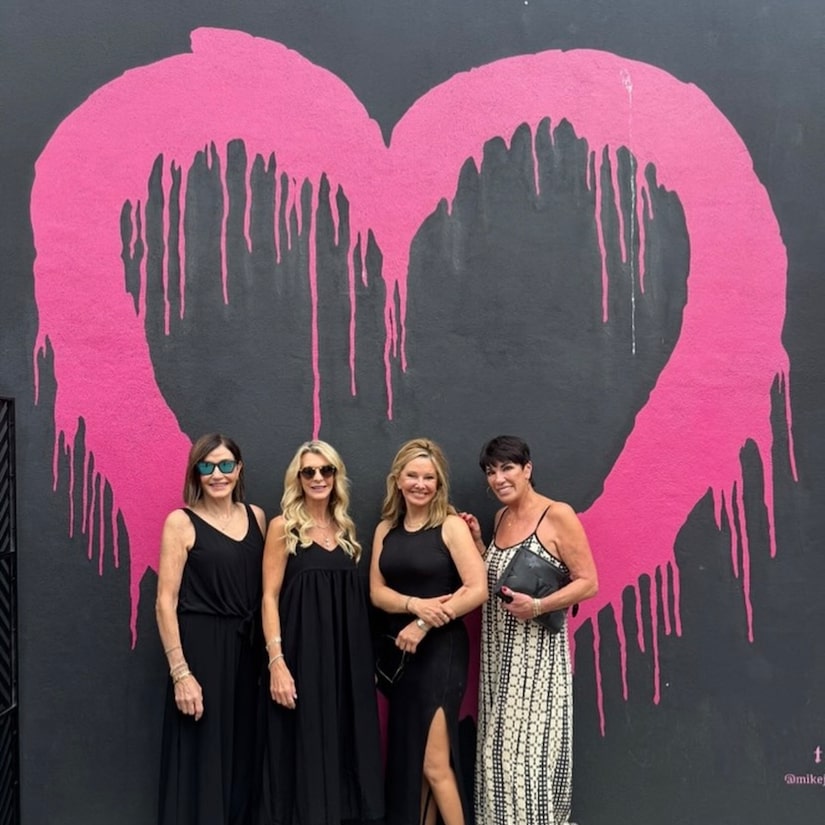 Joan Vassos, Susan Noles, Kathy Swarts & Nancy Hulkower Reunite for a 'Golden  Bachelor' Girls Trip