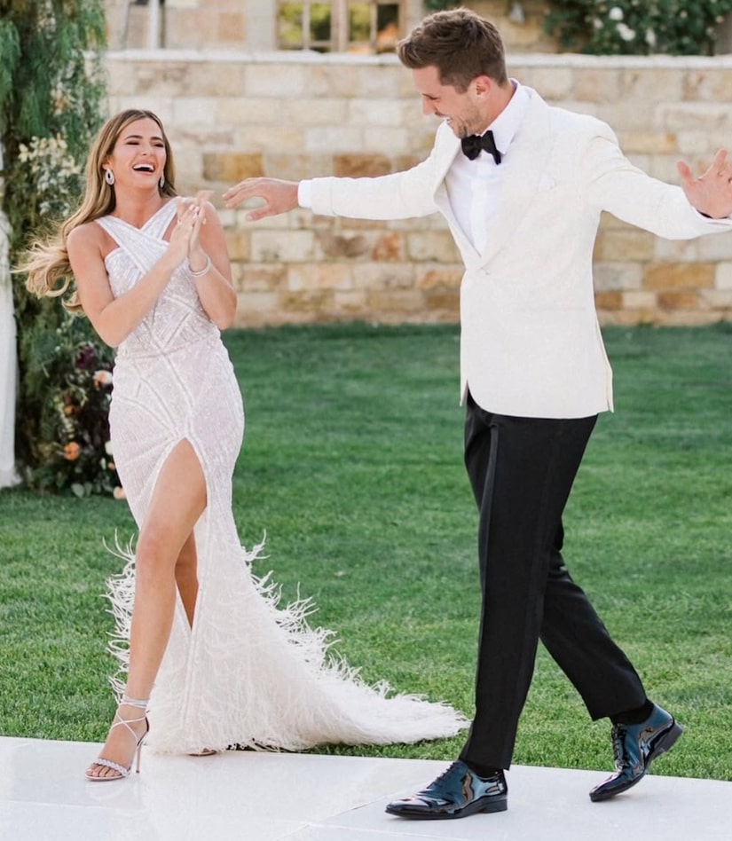 JoJo Fletcher & Jordan Rodgers Celebrate 9 Years Together with Sweet Video: 'Forever to Go' JoJo Fletcher & Jordan Rodgers Celebrate 9 Years Together with Sweet Video: 'Forever to Go'
